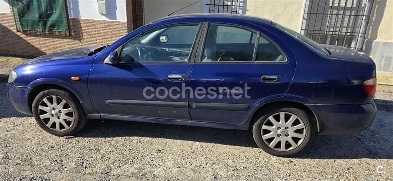 Azul Usado 2003 Nissan Almera Visia Berlina | 1500 € (Caro) - Imagen 1/4