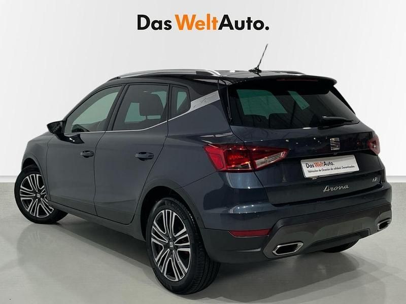 Usado Seat Arona FR 115 CV (84 kW) 2024 Gris SUV