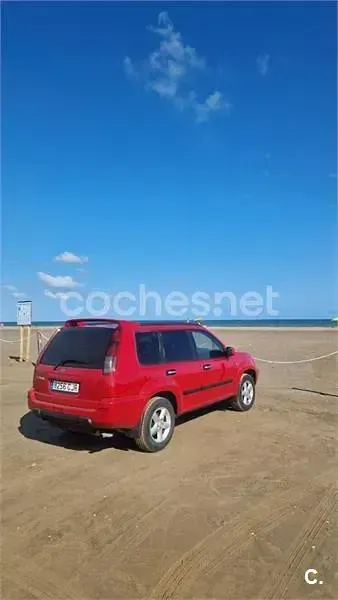Käytetty Nissan X-Trail 114 HP (83 kW) 2003 Punainen Katumaasturi