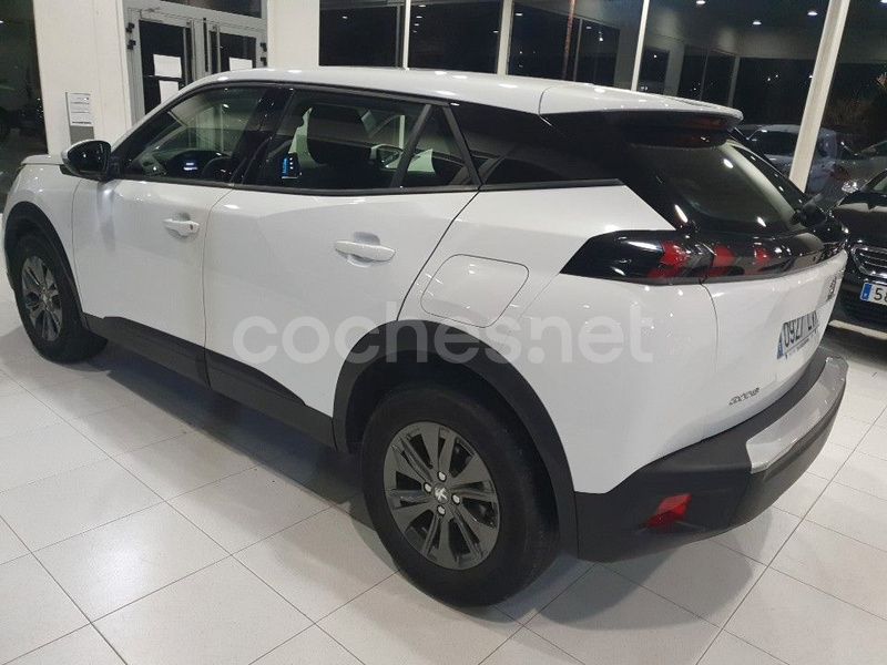 Usado Peugeot 2008 Active 110 CV (80 kW) 2021 Blanco SUV
