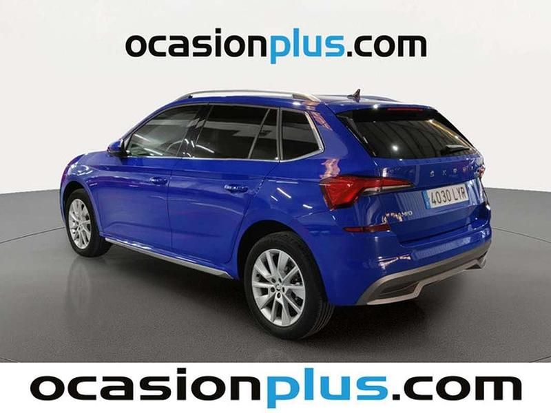 Usado Skoda Kamiq Style 110 CV (80 kW) 2022 Azul SUV
