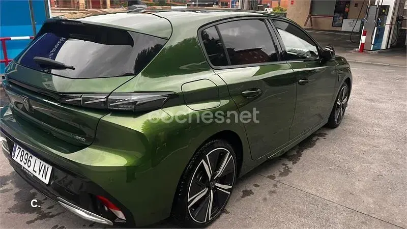 Usado Peugeot 308 GT 225 CV (165 kW) 2021 Verde Berlina