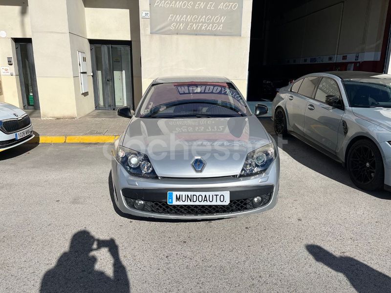 Gris / plata Usado 2009 Renault Laguna GrandTour GT Familiar | 6490 € (Precio justo) - Imagen 1/4