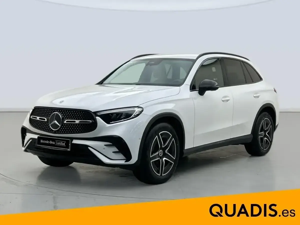 Usado Mercedes GLC220 AMG line 197 CV (144 kW) 2025 SUV