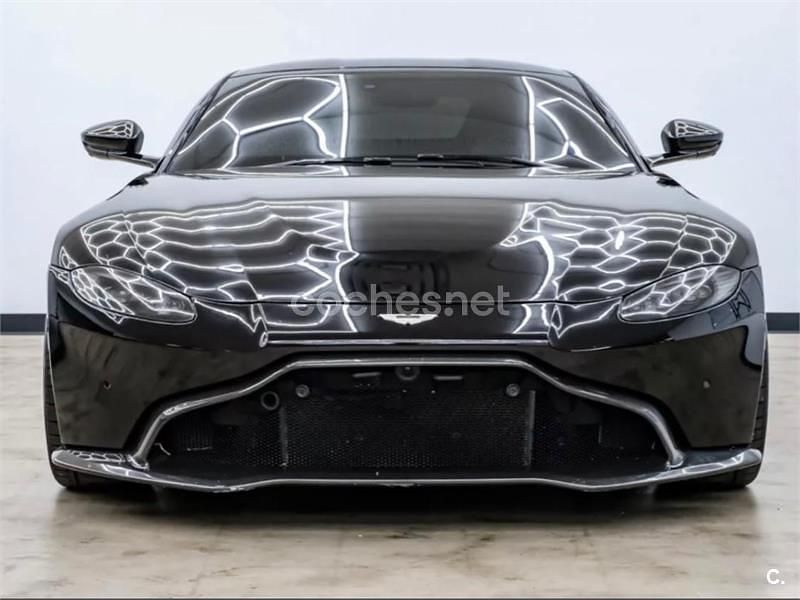 Negro Usado 2020 Aston Martin V8 Vantage Coupe | 105.000 € - Imagen 1/4