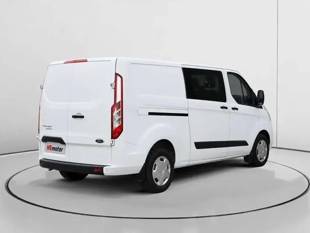 Usado Ford Transit Custom Trend 131 CV (96 kW) 2022 Blanco Van