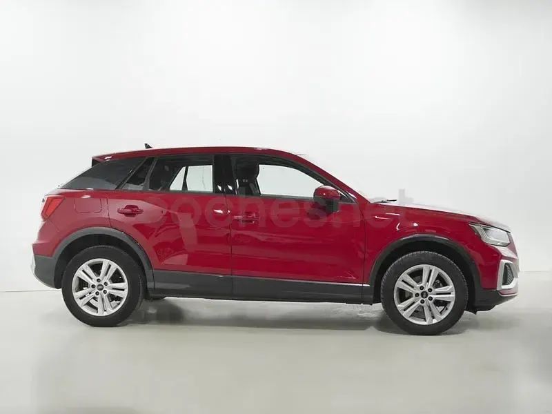 Usado Audi Q2 Advanced Plus 110 CV (80 kW) 2022 Rojo SUV