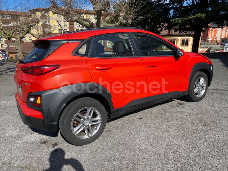 Usado Hyundai Kona 120 CV (88 kW) 2018 Rojo SUV