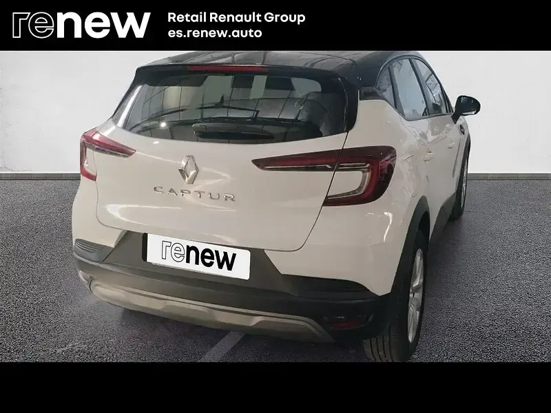 Używany Renault Captur Equilibre 90 KM (66 kW) 2022 Biały SUV