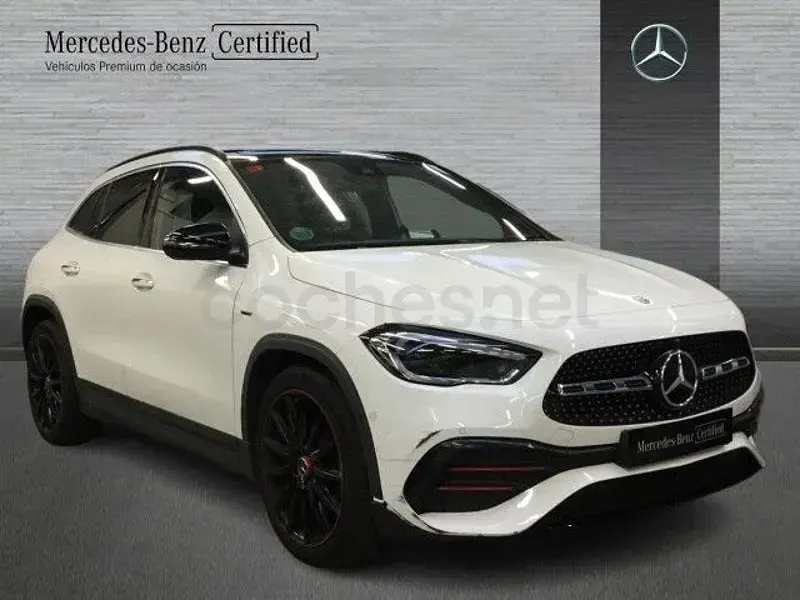 Usado Mercedes GLA200 150 CV (110 kW) 2021 Blanco SUV