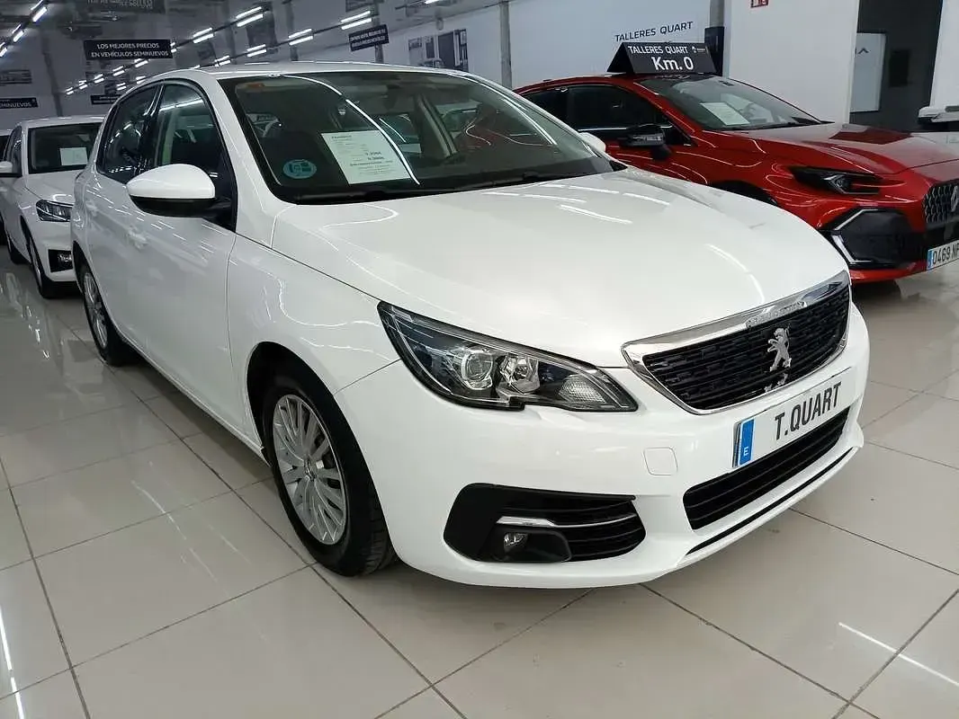 Usado Peugeot 308 SW Access 99 CV (72 kW) 2017 Blanco Familiar