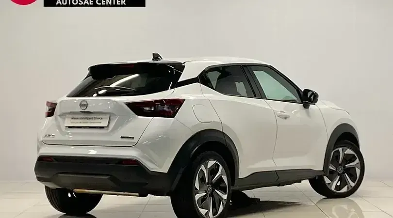 Usado Nissan Juke N-Connecta 143 CV (105 kW) 2025 Lunar white (metalizado) SUV