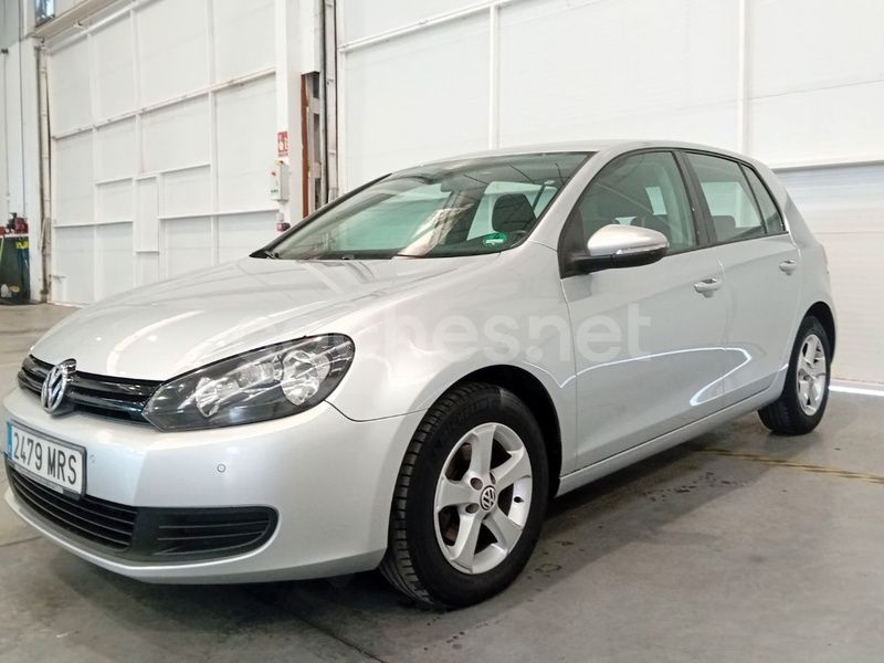 Gris / plata Usado 2009 VW Golf VI Sport Berlina | 7500 € (Precio justo) - Imagen 1/4