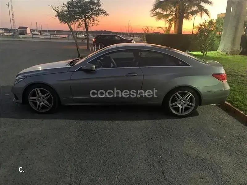 Używany Mercedes E300 252 KM (185 kW) 2014 Szary Coupe