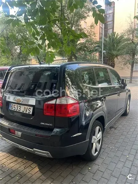 Usado Chevrolet Orlando LTZ 163 CV (119 kW) 2013 Negro Monovolumen