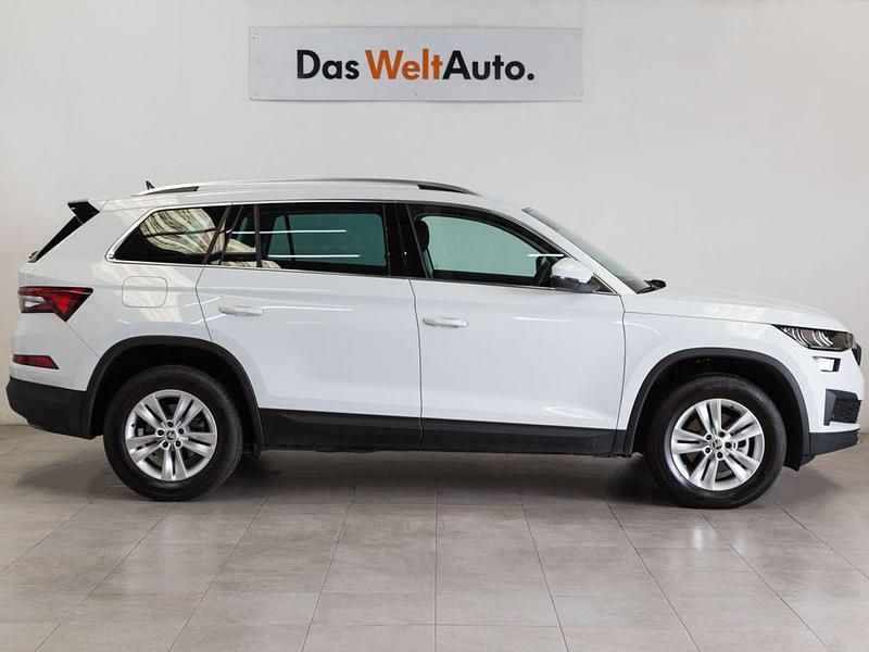Usado Skoda Kodiaq Ambition 150 CV (110 kW) 2022 Luna SUV