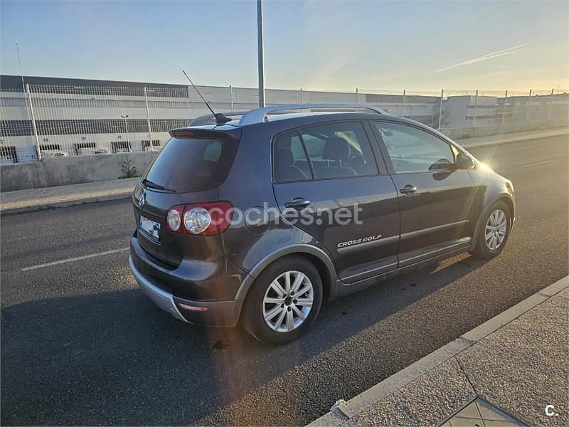 Usado VW Golf Plus Cross 140 CV (102 kW) 2008 Azul Monovolumen