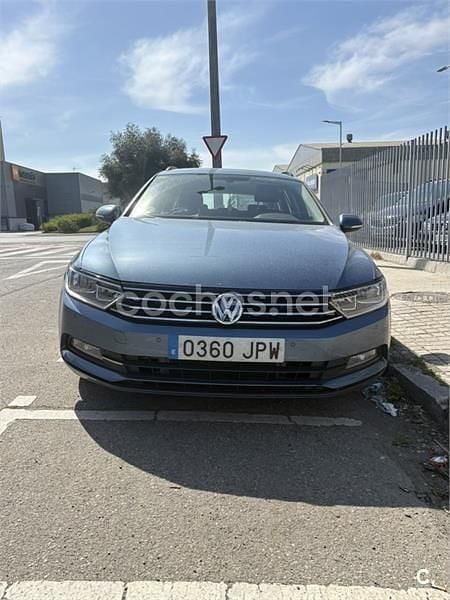 Usado VW Passat Advance 150 CV (110 kW) 2016 Azul Familiar