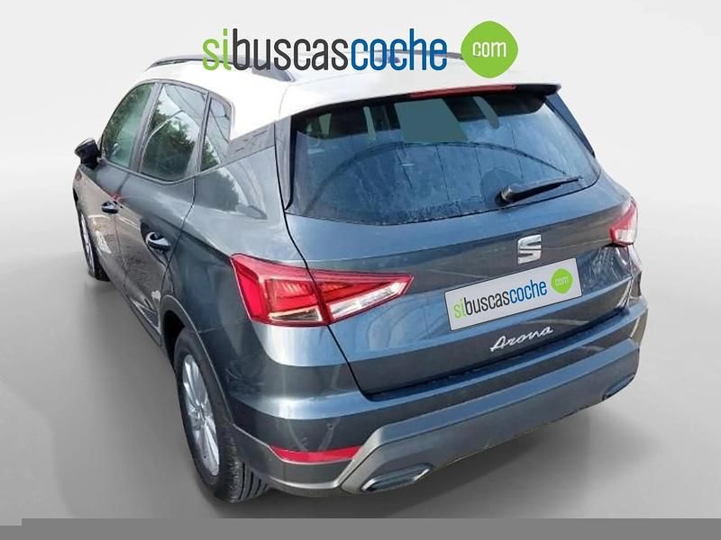 Usado Seat Arona Style 115 CV (84 kW) 2025 Gris/plata SUV