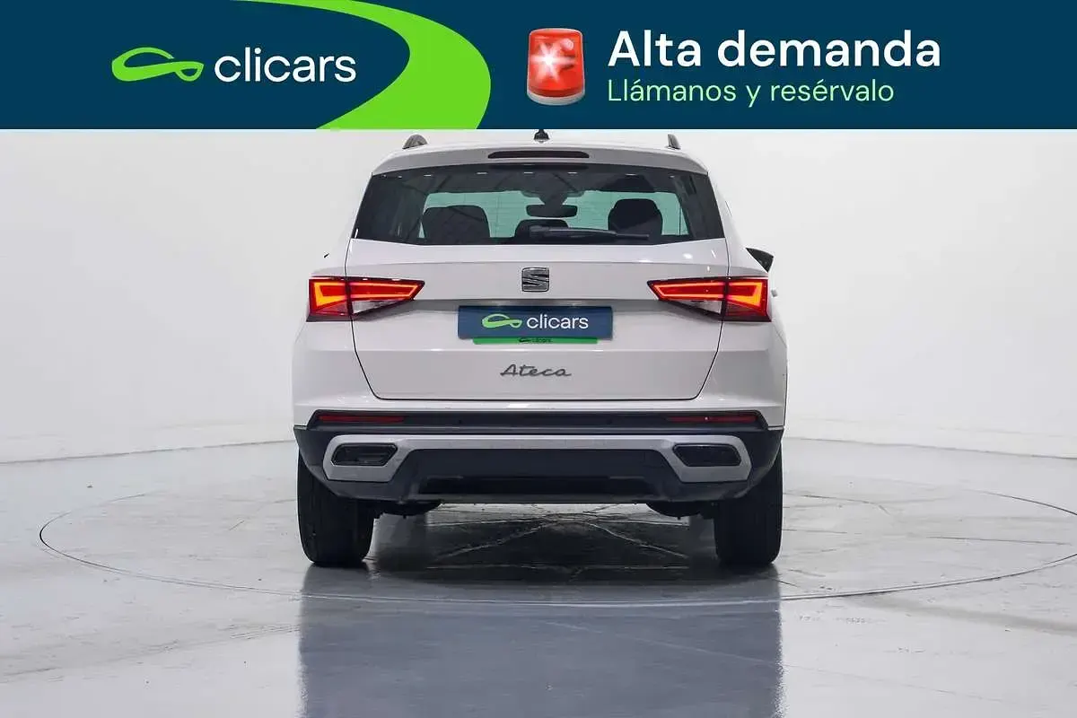 Usado Seat Ateca Style 150 CV (110 kW) 2021 Blanco SUV