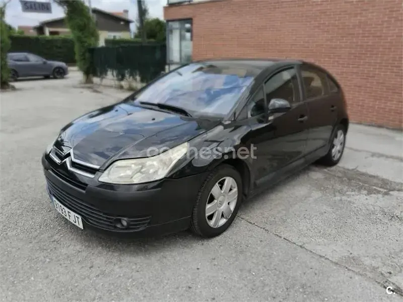 Usado Citroën C4 110 CV (80 kW) 2006 Negro Berlina