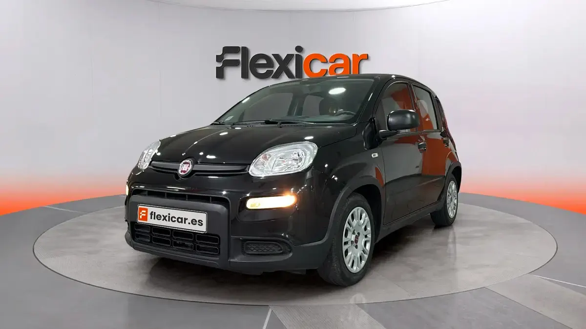 Usado Fiat Panda 71 CV (52 kW) 2023 Negro Utilitario