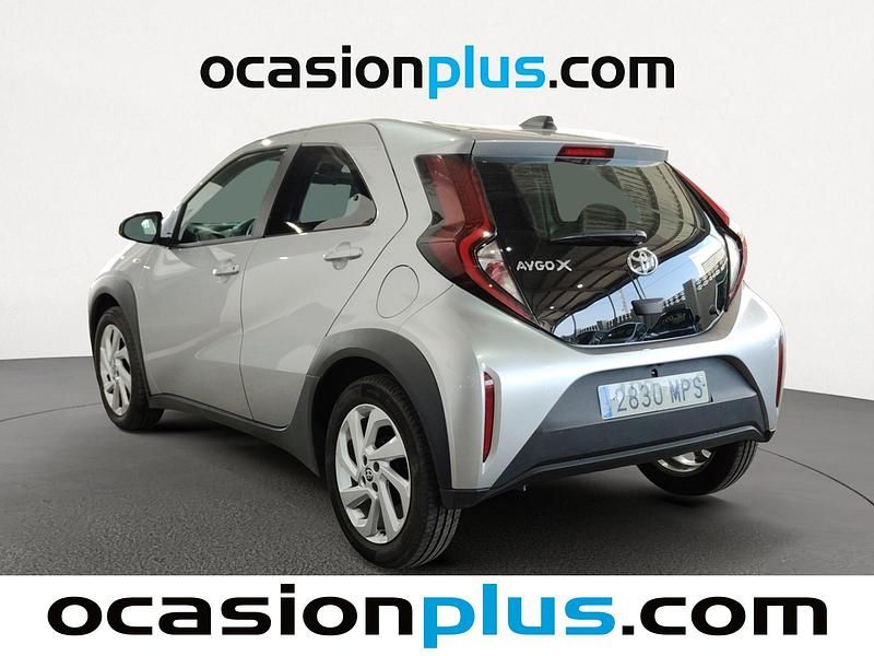Usado Toyota Aygo X Play 72 CV (52 kW) 2024 Gris SUV