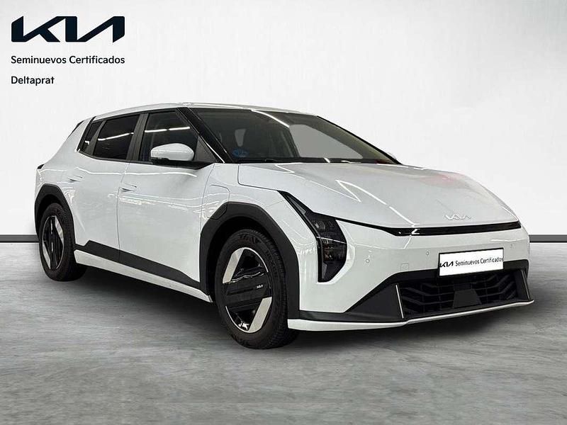 Usado Kia EV4 Launch Edition 150 kW (204 CV) 2025 Blanco Utilitario