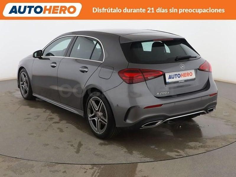 Usado Mercedes A200 AMG line 150 CV (110 kW) 2025 Gris Berlina