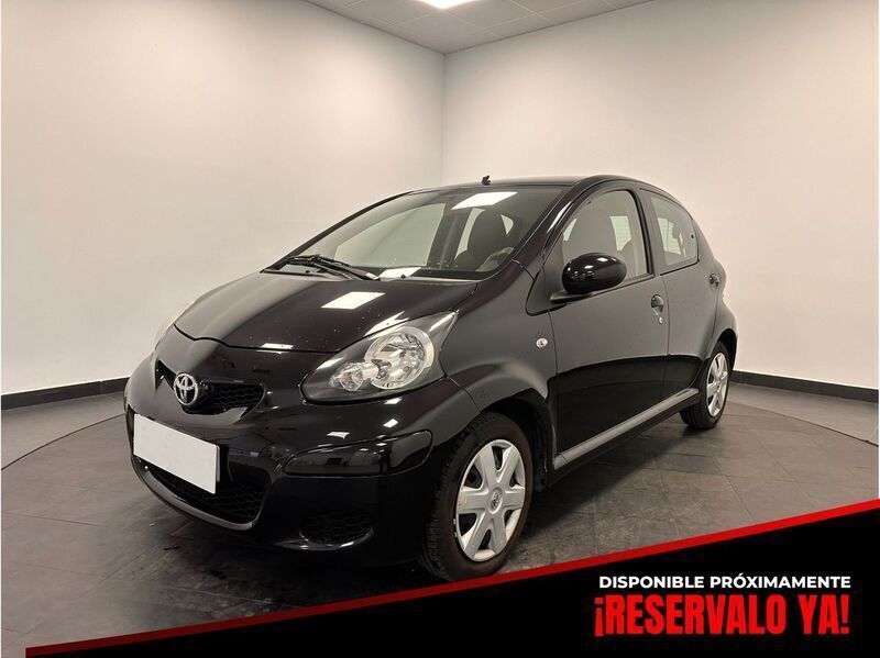 Negro Usado 2008 Toyota Aygo Utilitario | 5500 € (Caro) - Imagen 1/4