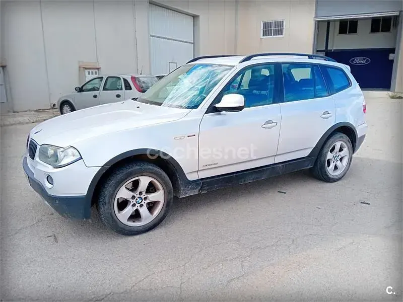 Usado BMW X3 Comfort Edition 177 CV (130 kW) 2010 Gris / plata SUV