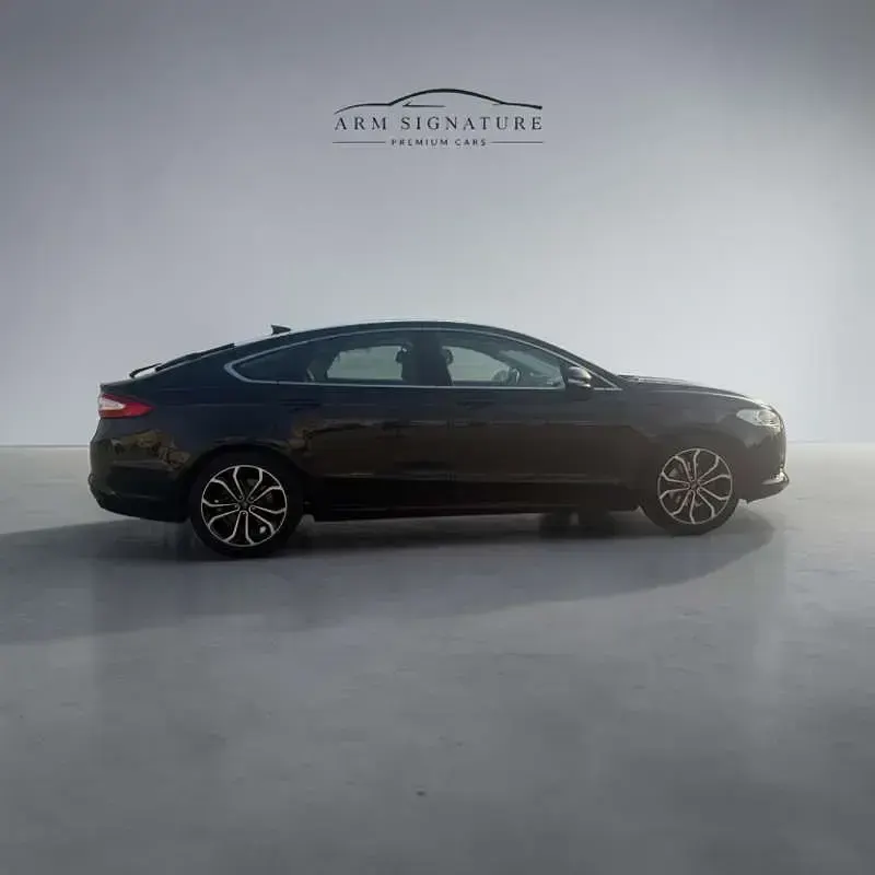 Usado Ford Mondeo Titanium S 163 CV (119 kW) 2014 Negro Berlina