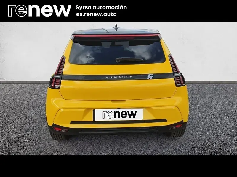 Usado Renault R5 Techno 110 kW (150 CV) 2025 Amarillo Utilitario