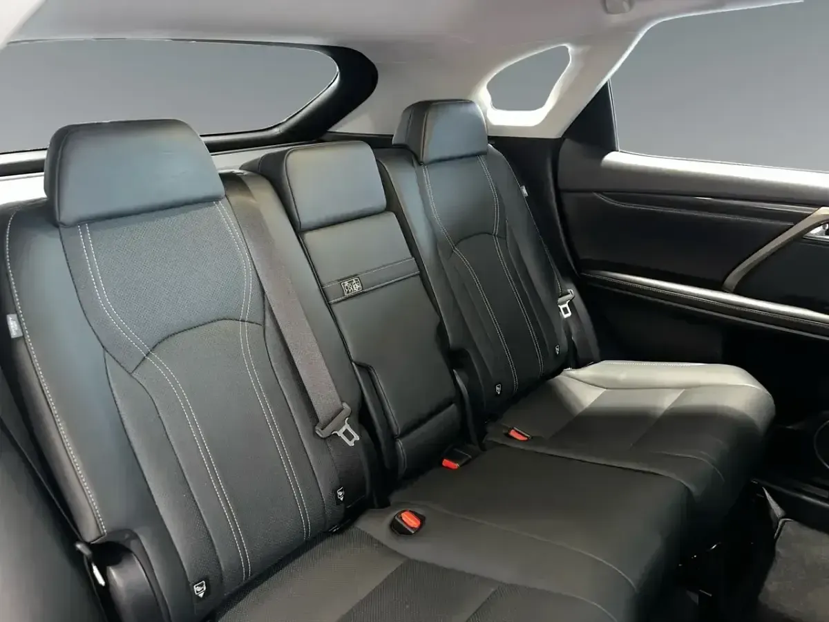 Usado Lexus RX450h Executive Line 313 CV (230 kW) 2020 Gris SUV