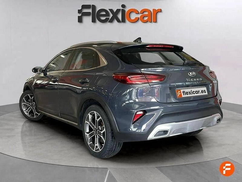 Usado Kia XCeed 141 CV (103 kW) 2021 Gris SUV