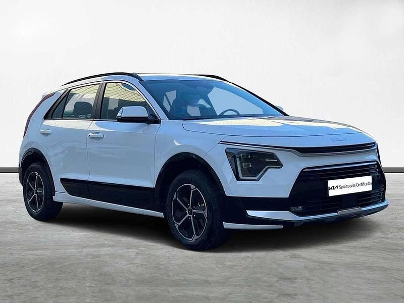 Usado Kia Niro 184 CV (135 kW) 2023 Blanco SUV
