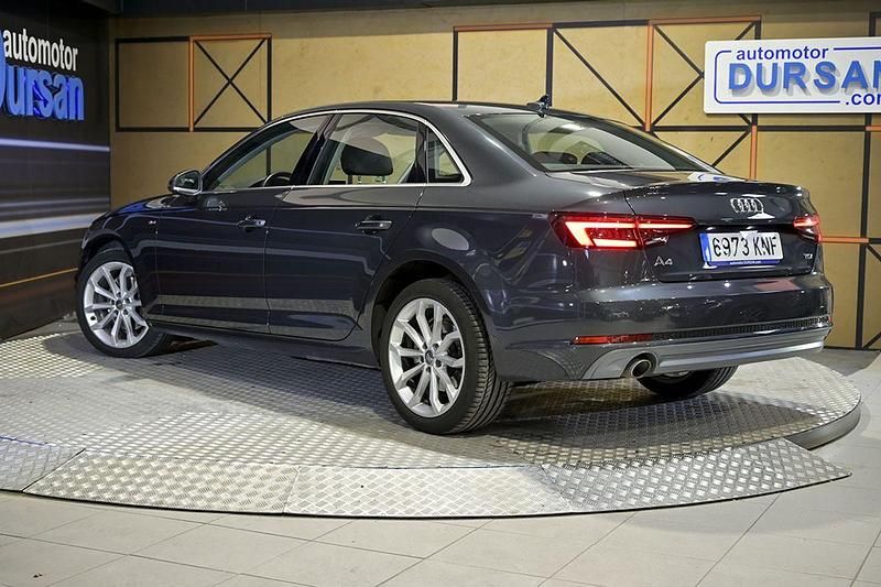 Usado Audi A4 S-Line 150 CV (110 kW) 2018 Gris Familiar
