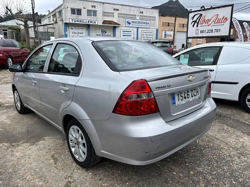 Usado Chevrolet Aveo LT 94 CV (69 kW) 2006 Gris / plata Berlina
