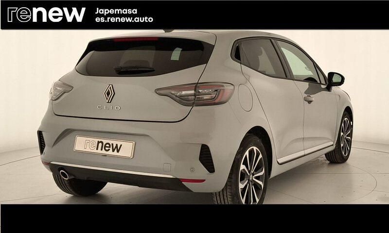 Usado Renault Clio V Techno 100 CV (73 kW) 2025 Gris Berlina