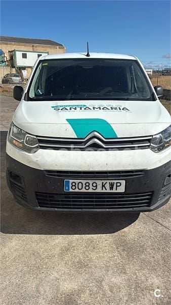 Usado Citroën Berlingo Feel 100 CV (73 kW) 2019 Blanco Monovolumen