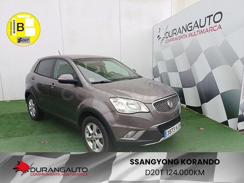 Usado Ssangyong (KGM) Korando Premium Plus 175 CV (128 kW) 2012 Gris SUV