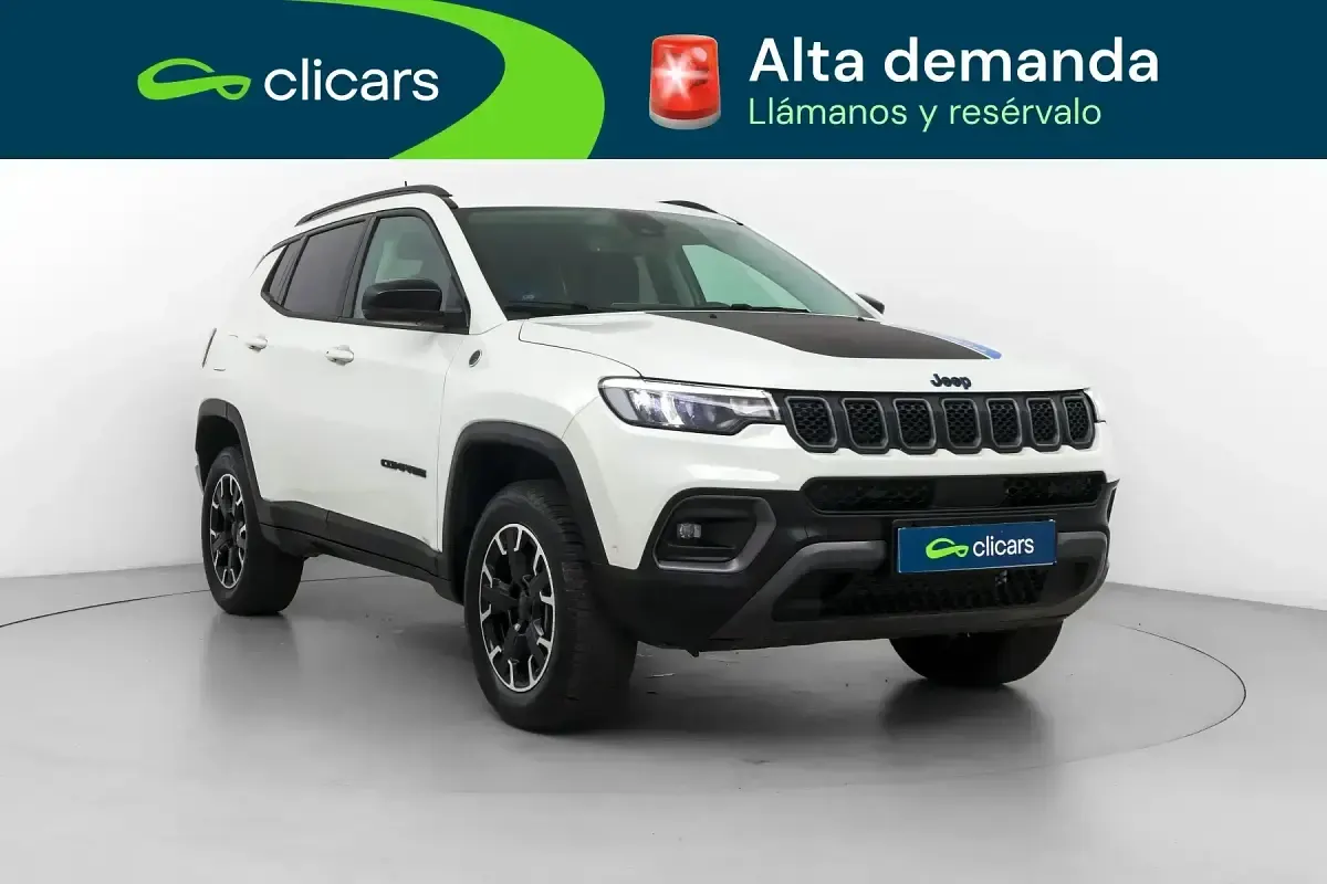 Usado Jeep Compass Trailhawk 240 CV (176 kW) 2024 Blanco SUV