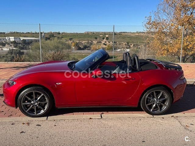 Usado Mazda MX5 Inclusive 160 CV (117 kW) 2016 Rojo Descapotable