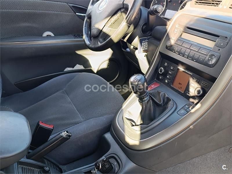 Usado Fiat Croma Dynamic 120 CV (88 kW) 2006 Gris / plata Familiar