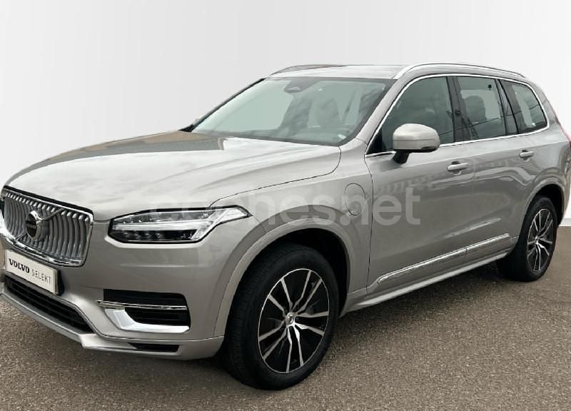 Plateado Usado 2024 Volvo XC90 Core SUV | 58.500 € (Precio justo) - Imagen 1/4