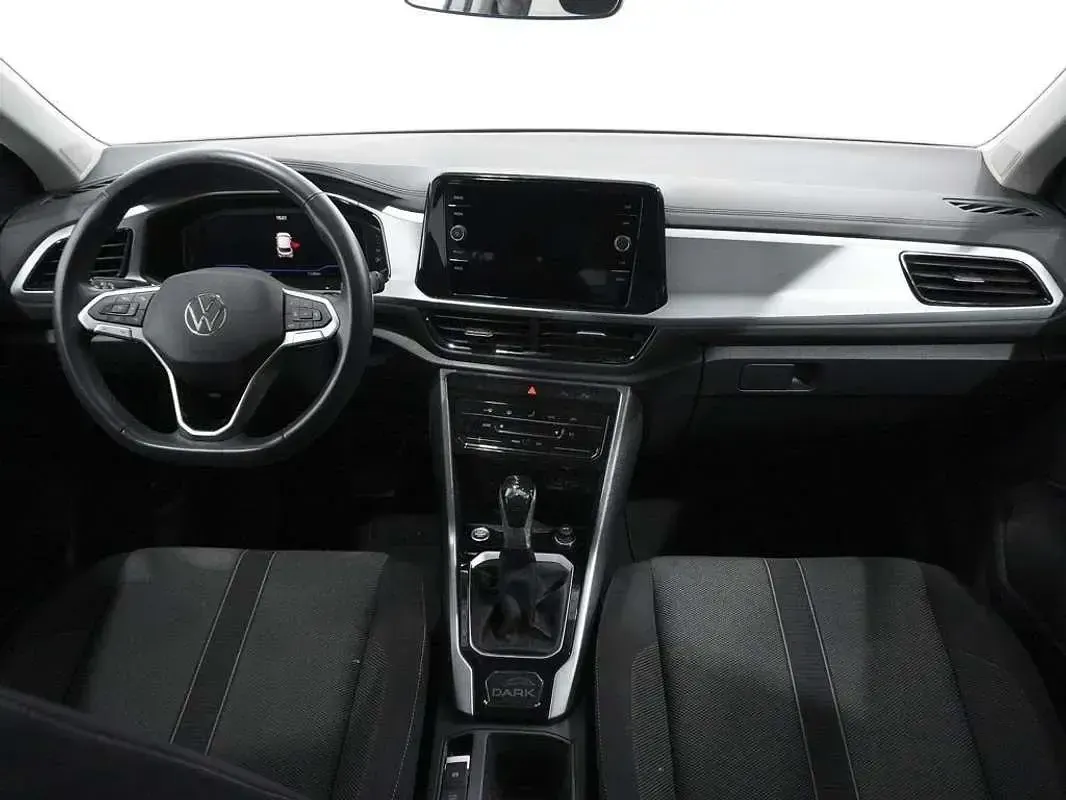 Usado VW T-Roc Life 150 CV (110 kW) 2023 Plateado SUV