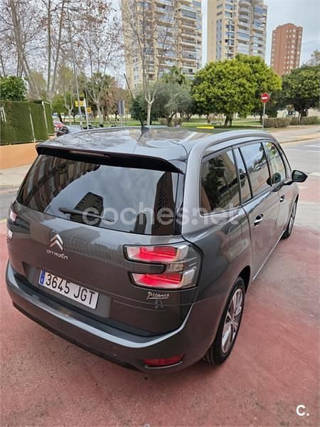 Usado Citroën C4 Picasso Attraction 115 CV (84 kW) 2015 Gris / plata Monovolumen