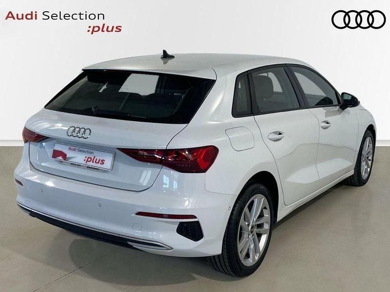 Usado Audi A3 Advanced Plus 116 CV (85 kW) 2021 Blanco Berlina