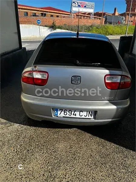 Brugt Seat Leon Sport 110 HK (80 kW) 2003 Grå Hatchback