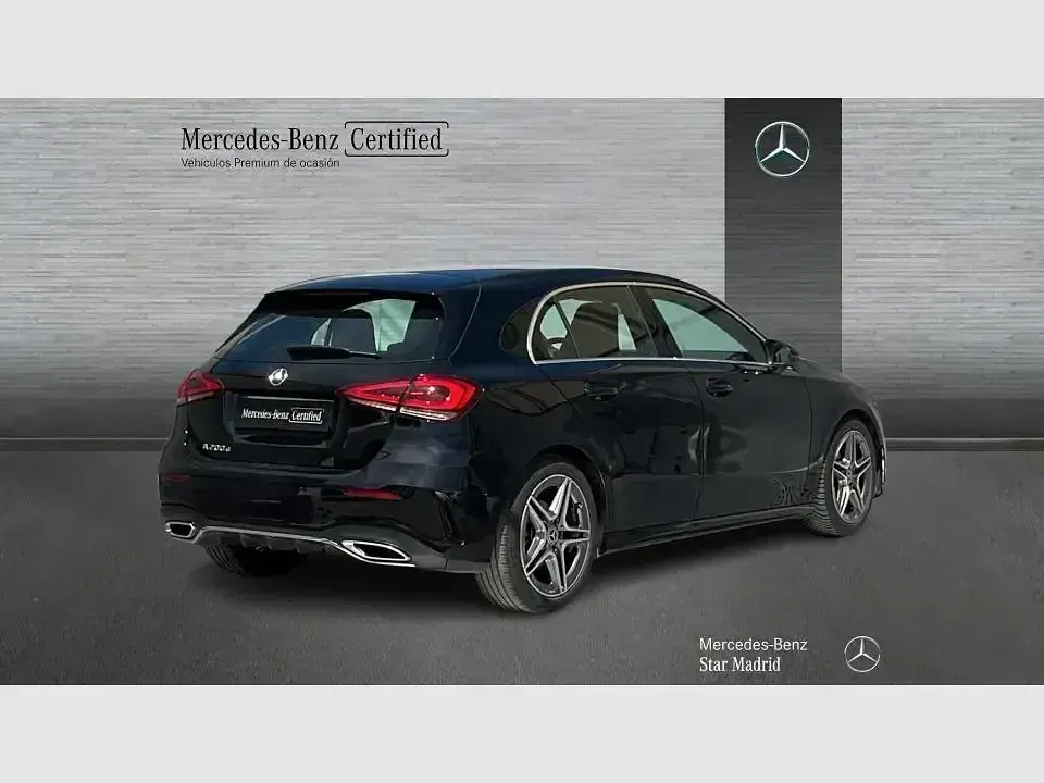 Usado Mercedes A200 150 CV (110 kW) 2021 Negro noche estándar Utilitario